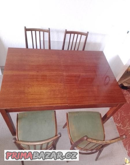 jidelni-stul-halabala-rozkladaci-plus-4-zidle