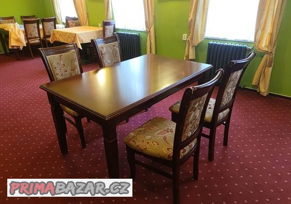 masivni-stoly-a-zidle