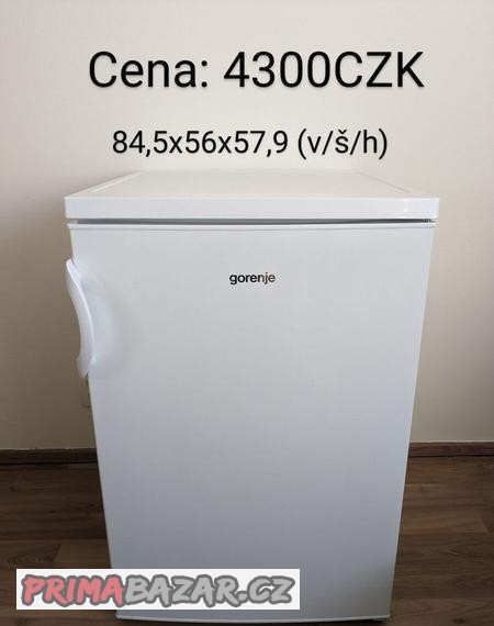 mala-lednice-s-mrazakem