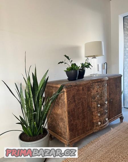 Starožitná velká komoda 160x110x60cm