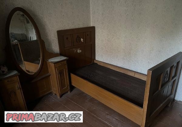 stare-drevene-postele