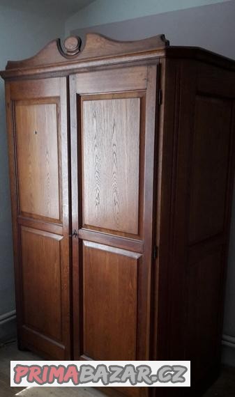 skrin-rustikalni-dub