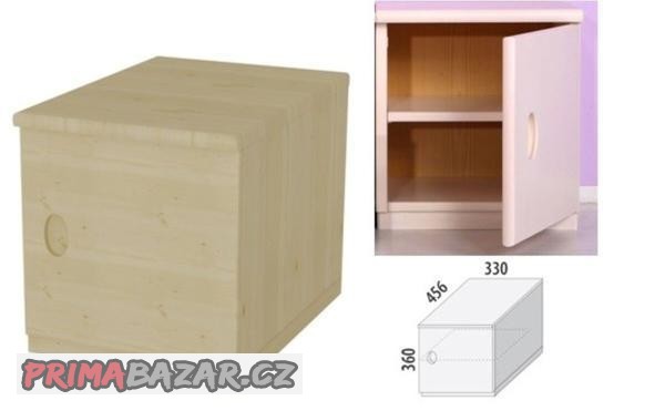 smrkova-skrinka-s-dvirky