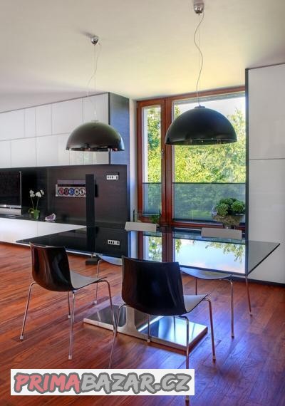 luxusni-skleneny-stul-sovet-200x100-cm