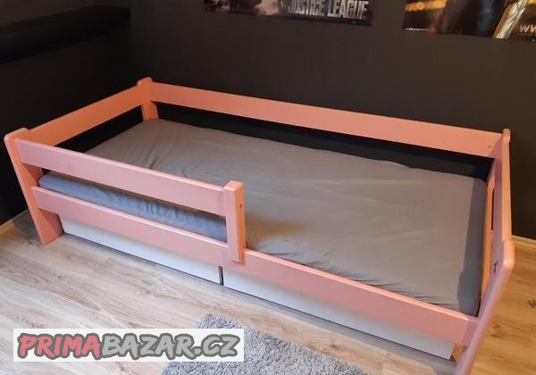 postel-do-detskeho-pokojiku