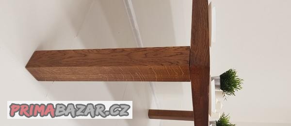 13. STŮL SAHARA - DUB