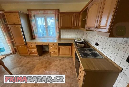 drevena-kompletni-kuchynska-linka-620cm