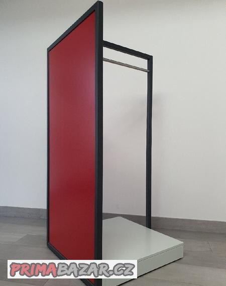 prostorovy-stojan-na-raminka-rack