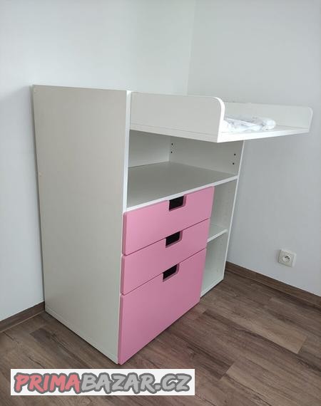 prebalovaci-pult-ikea