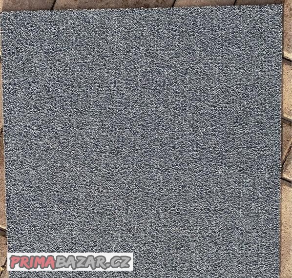 kobercove-ctverce-stredne-seda-barva-5-m2