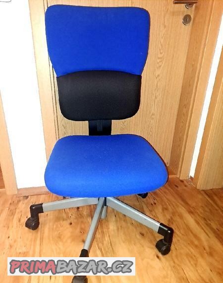 2x-kancelarska-zidle-steelcase