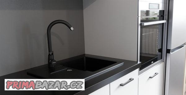 kuchynska-deska-dva-kusy-nove-cerny-mramor