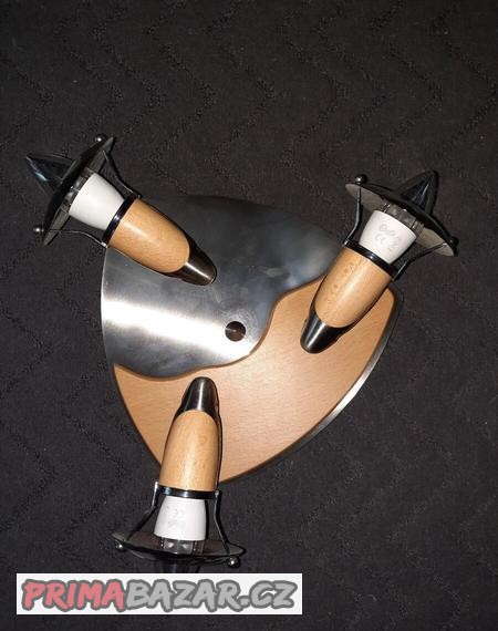 Stropní tří bodové svítidlo (světlo, osvětlení)