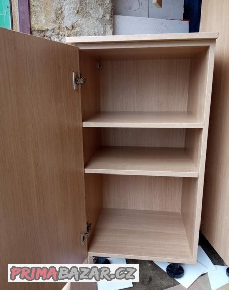prodam-tri-skrinky-komody
