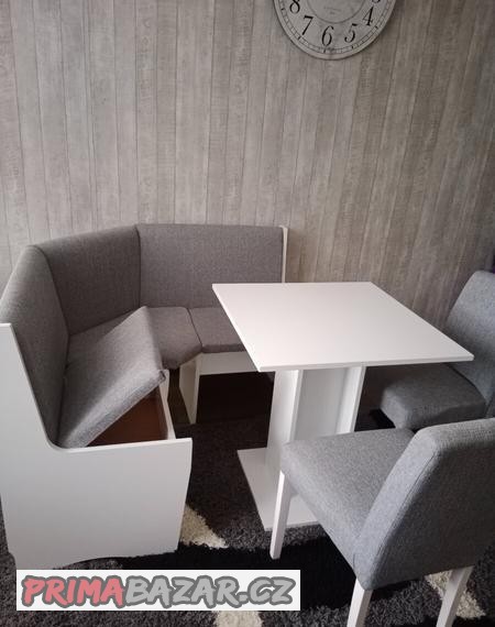jidelni-rohovy-set