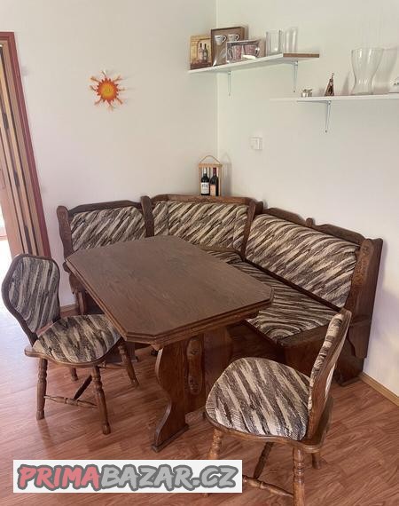 rustikalni-jidelni-set-rohovy-tv-stolek