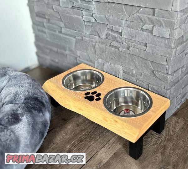 stojan-na-psi-misky