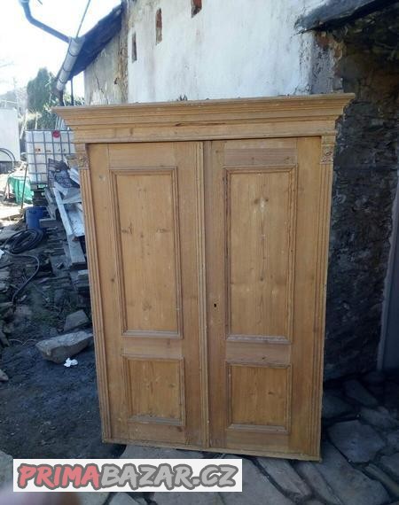 dvoudverova-satni-skrin