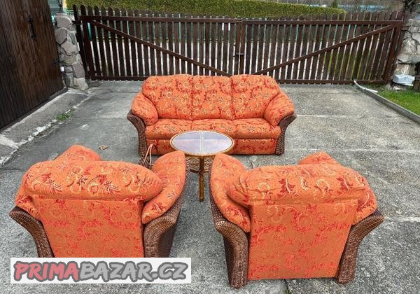 sedací souprava včetně stolku