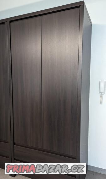 satni-skrin-barva-wenge-rada-kaspian