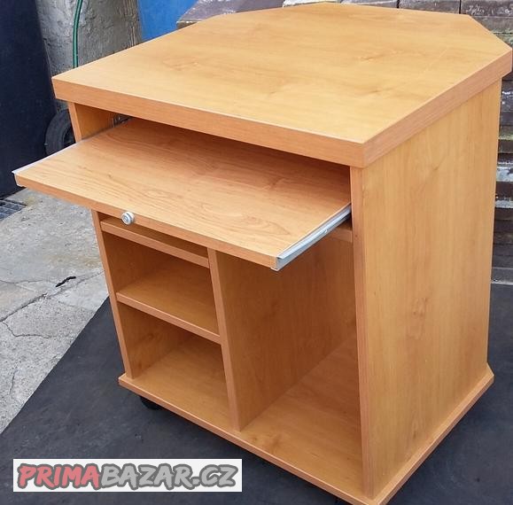 Stolek pojezdový na TV nebo PC