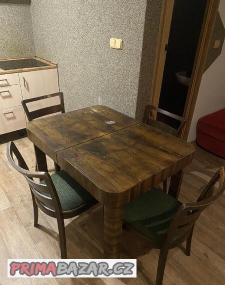 stul-rozkladaci-4-zidle