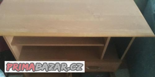 stolecek-pod-tv