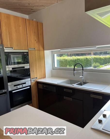 kuchynska-linka-se-spotrebici