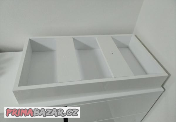terarium-podstavec