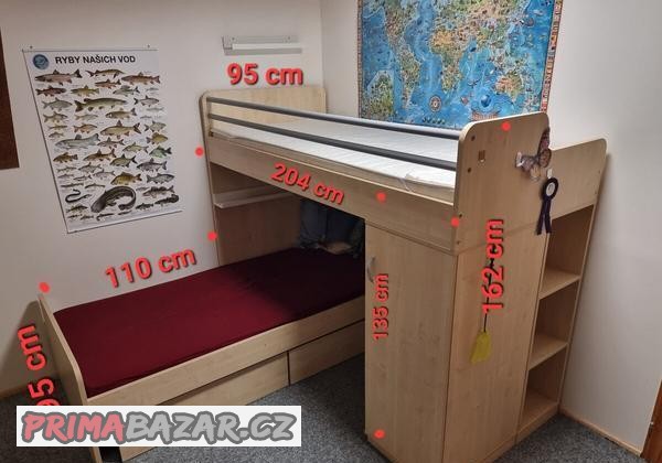 patrova-postel-masiv-s-velkymi-ulozenymi-prostory