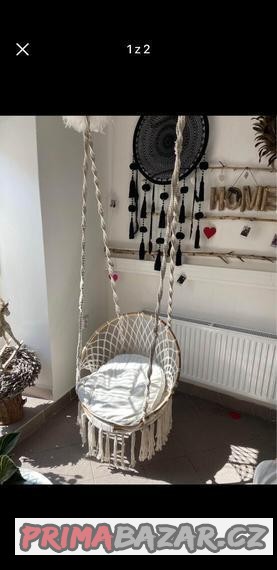 zavesna-macrame-houpacka
