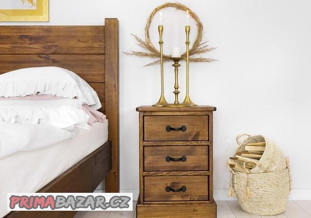 rustikalni-nocni-stolek