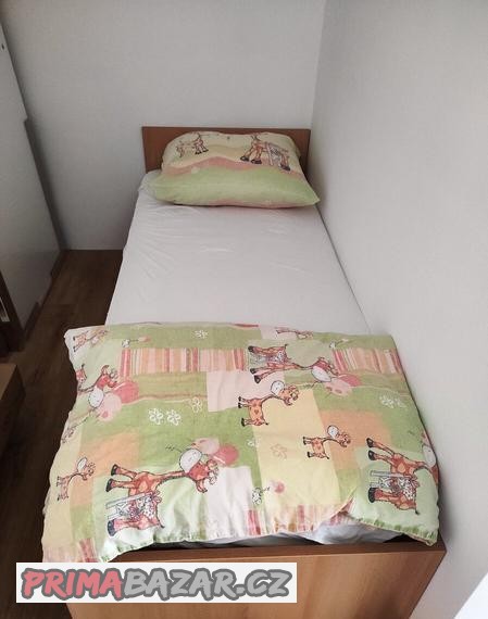 postel-s-rostem-a-supliky-200-x-80-cm