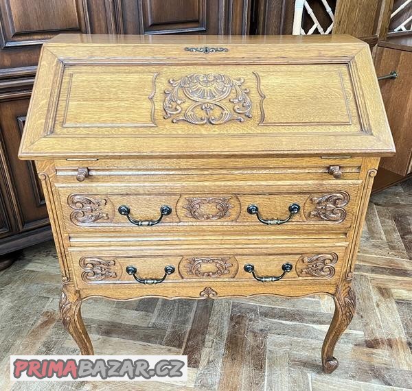 sekretar-chippendale-dubovy-2-supl-rezby