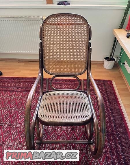 Houpací křeslo TON Dondolo