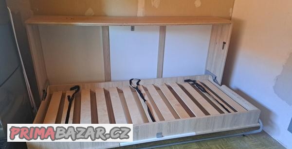 vyklopna-postel