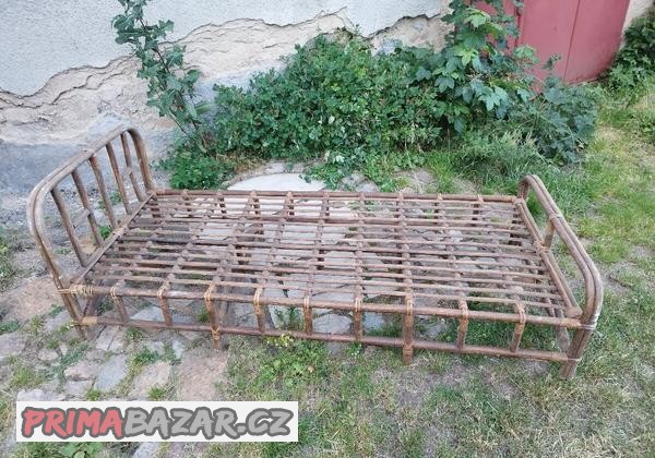 proutena-postel-200x90