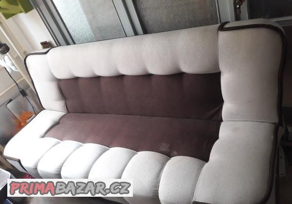 pohodlny-rozkladaci-gauc-s-uloznym-prostorem