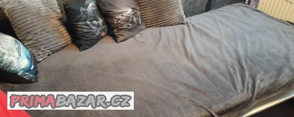 postel-ikea-jednoluzko