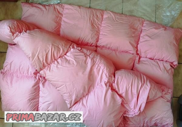 3-fleecove-deky-a-cista-velmi-hrejiva-perina-s-husim-perim