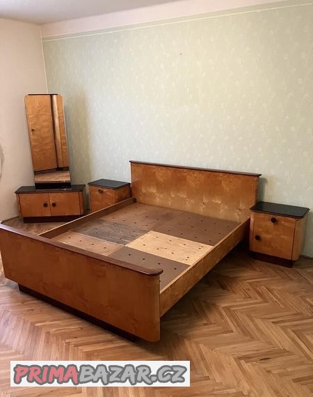 Nábytek do ložnice