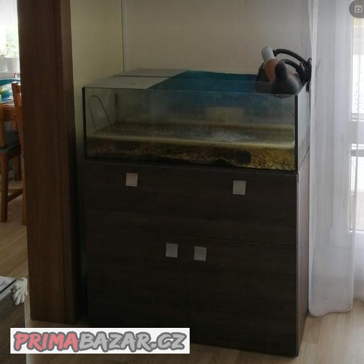 skrinka-pod-akvarium-90x60