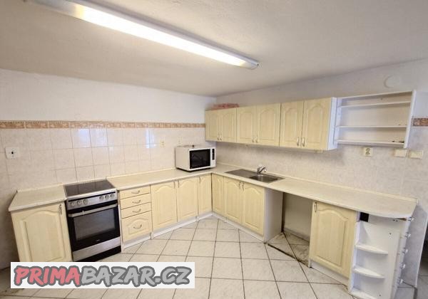 Kuchyňské skříňky