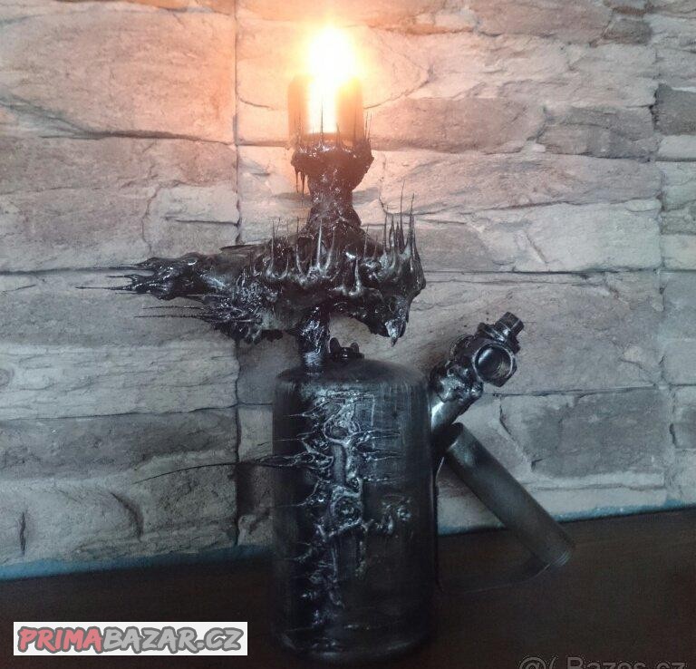 Svícen Srnus - Zoda Mikalazoda