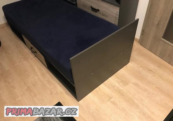 postel-s-vyklopnou-matraci-santana