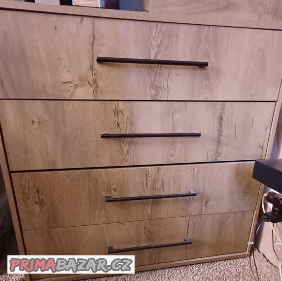 Prodám sestavu obývací stěny a šatní skříně