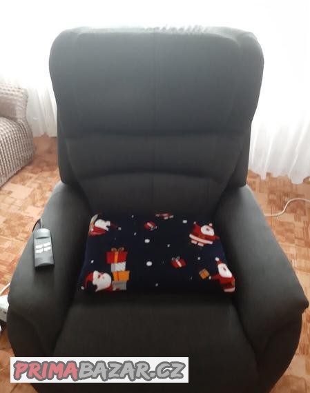 elektronicke-polohovaci-kreslo