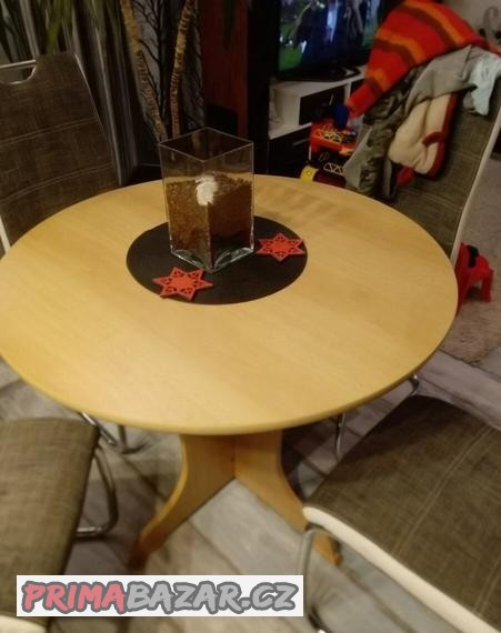 prodam-jidelny-stul
