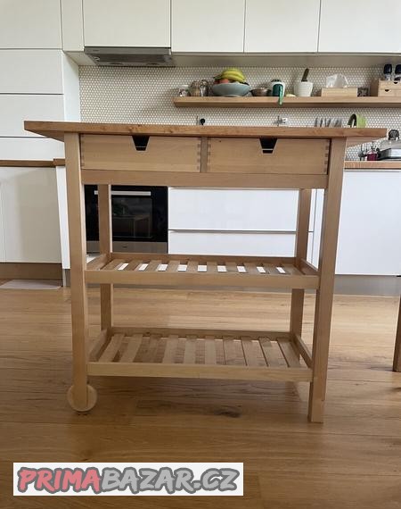 servirovaci-stolek-foerhoeja-ikea