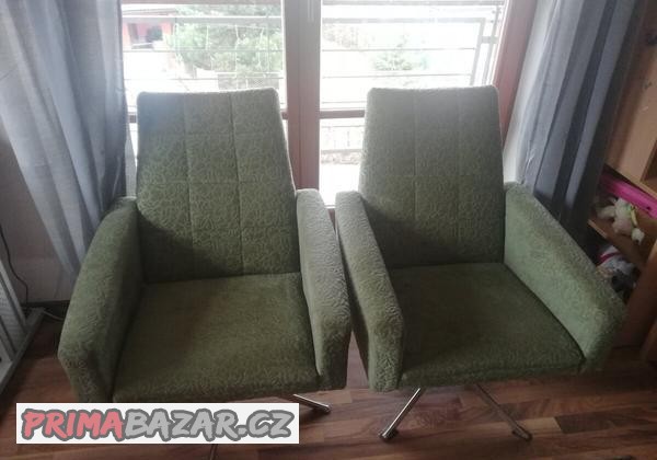 retro-brusel-otocna-kresla